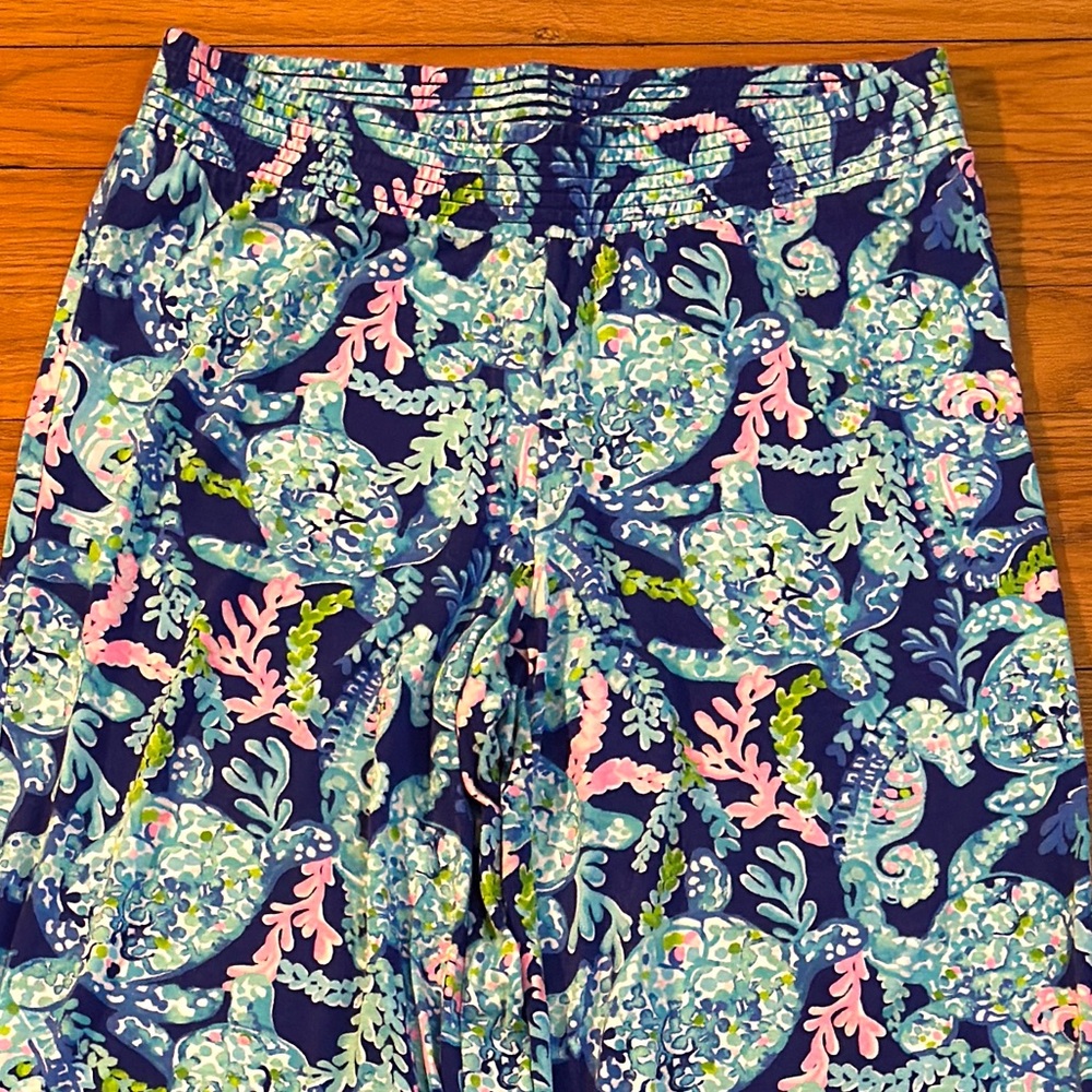 SOLD  Pulitzer Small Lorena Breezy Palazzo in  "Corsica Blue Turtle Villa" print - Picture 2 of 4